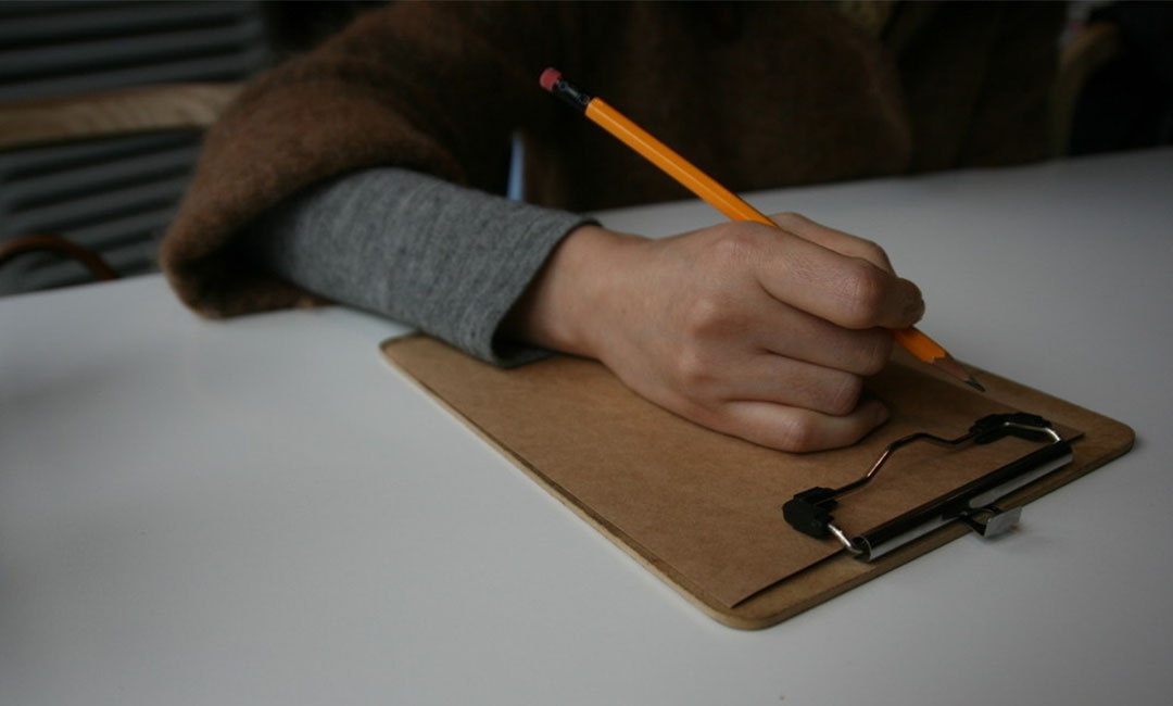 双鸭山群主家文章代写案例